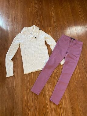 Women’s bundle sweater and jeans
